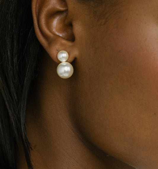 Iris Pearl Earrings