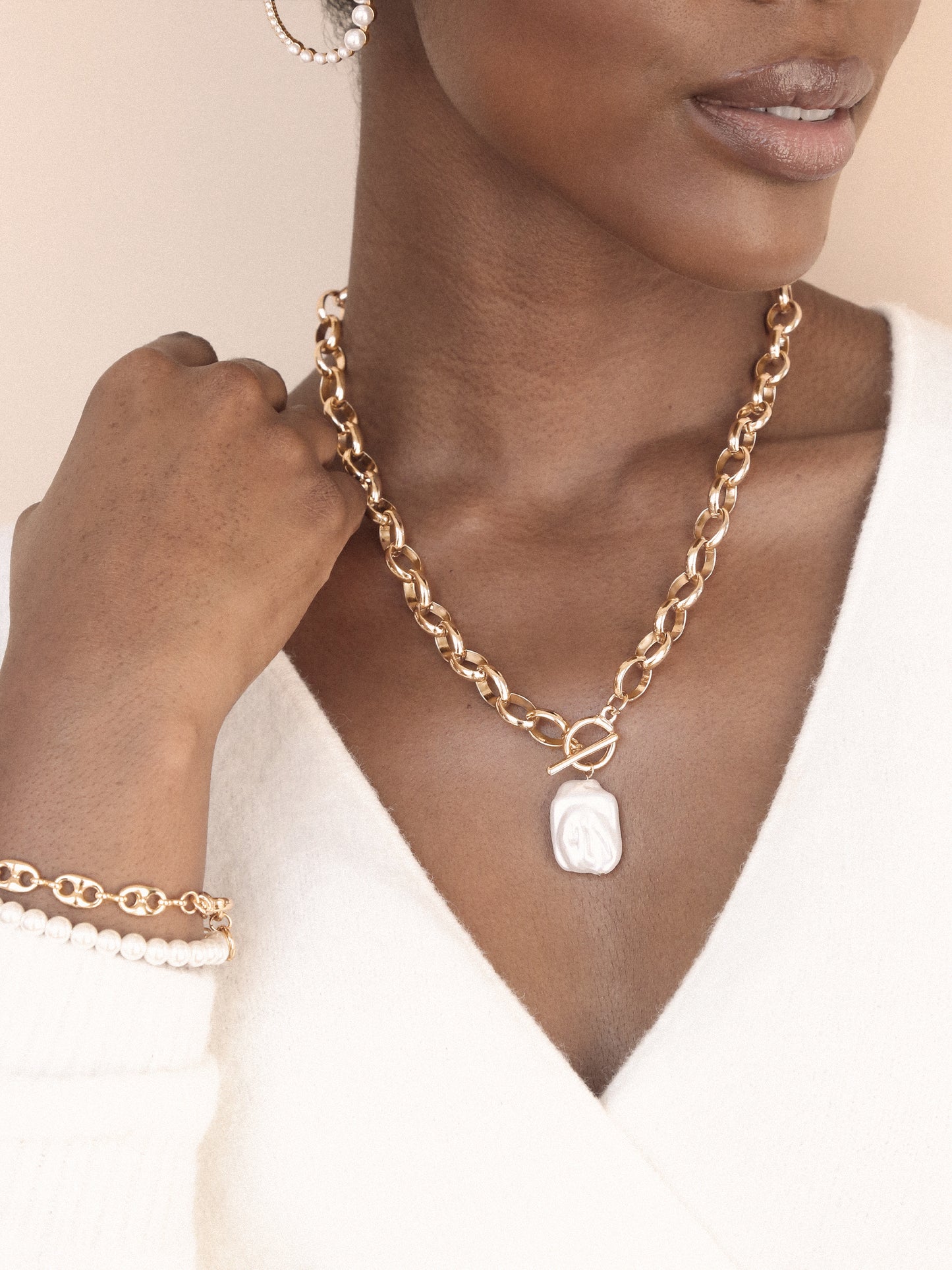 Edge of Water Pearl Pendant Necklace