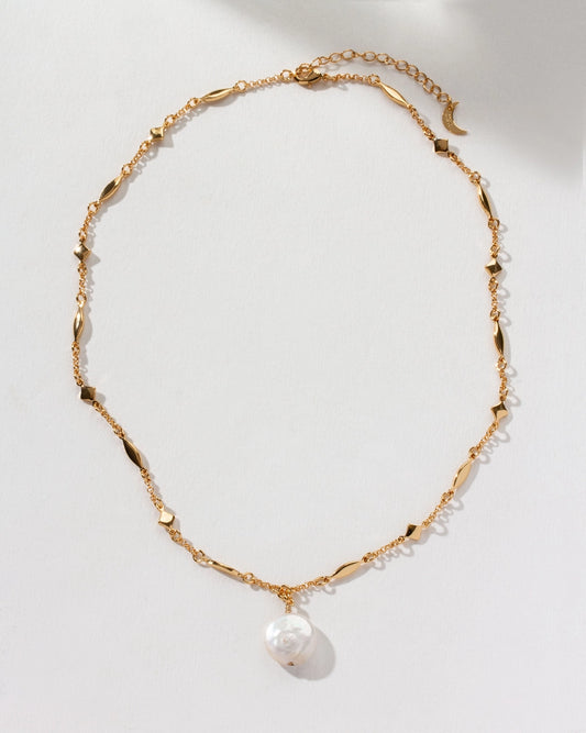 Skybound Sea Pearls Necklace