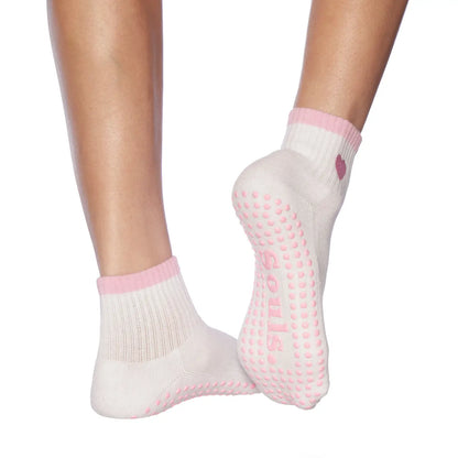 Souls. Pink Hearts Grip Socks for Yoga, Pilates & Barre