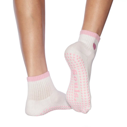 Souls. Pink Hearts Grip Socks for Yoga, Pilates & Barre