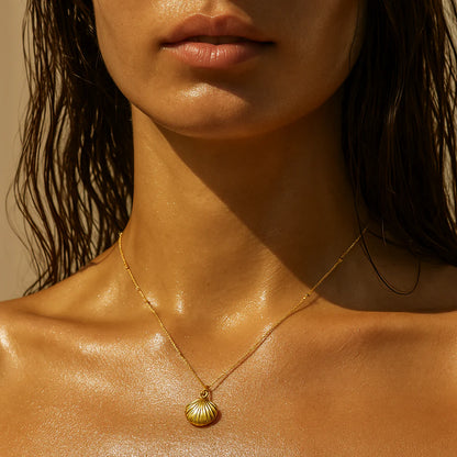 Georgina Shell Pendant Necklace